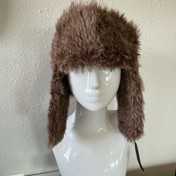 Faux Fur Trapper Hat EUC - Picture 1 of 7